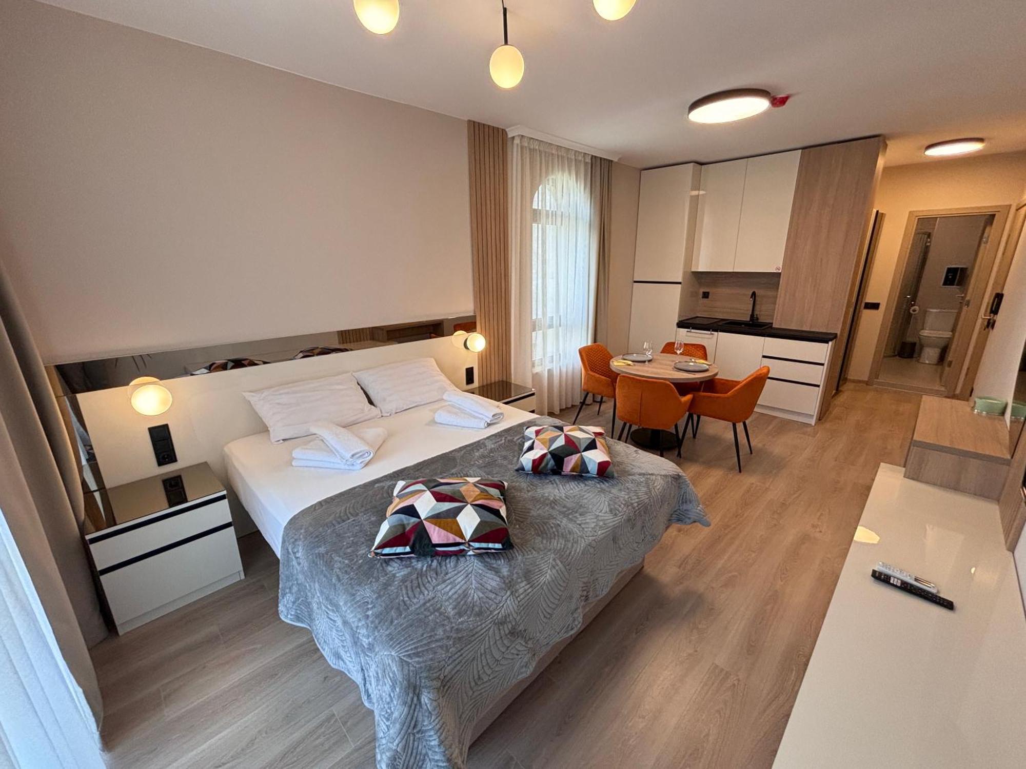 Sorrento - Menada Apartments Sveti Vlas Eksteriør bilde