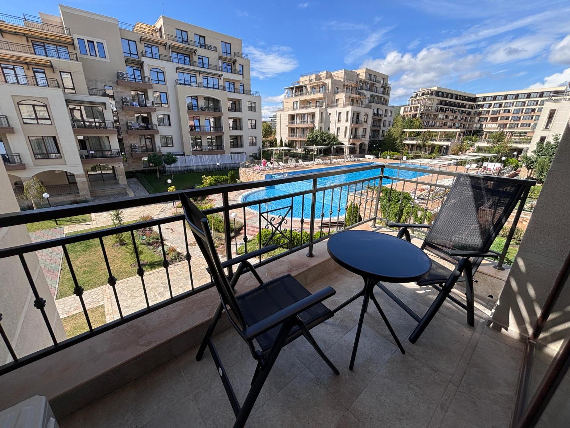 Sorrento - Menada Apartments Sveti Vlas Eksteriør bilde
