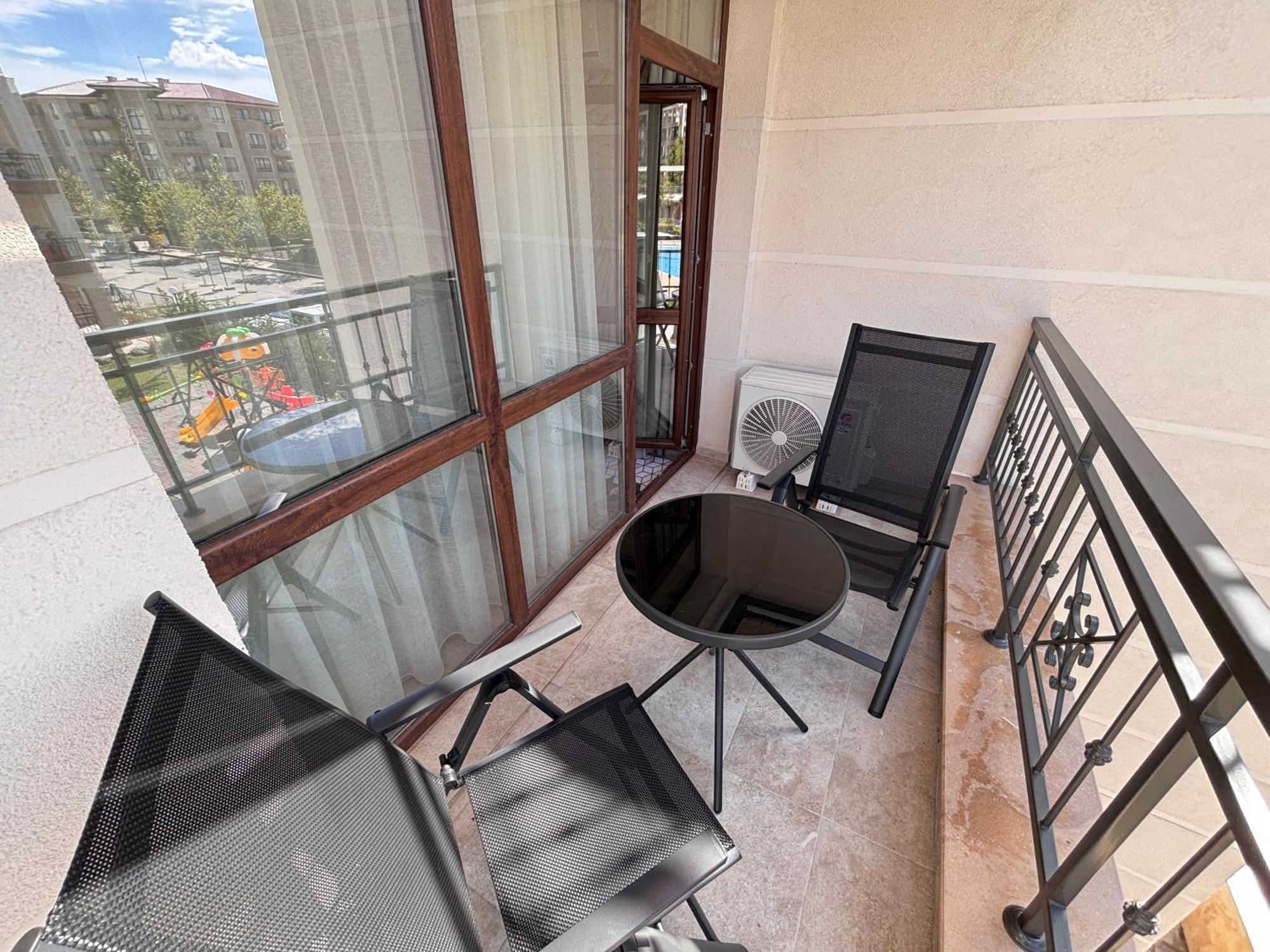 Sorrento - Menada Apartments Sveti Vlas Eksteriør bilde