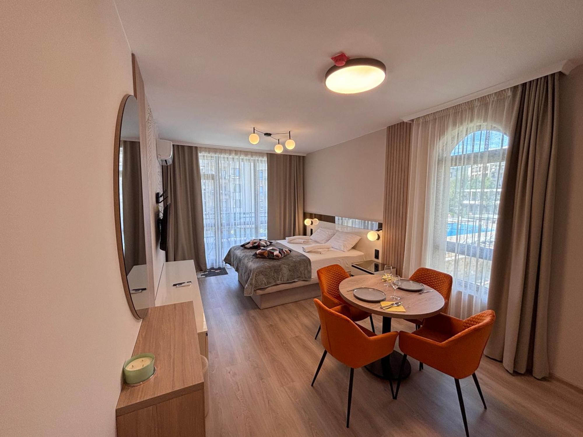 Sorrento - Menada Apartments Sveti Vlas Eksteriør bilde